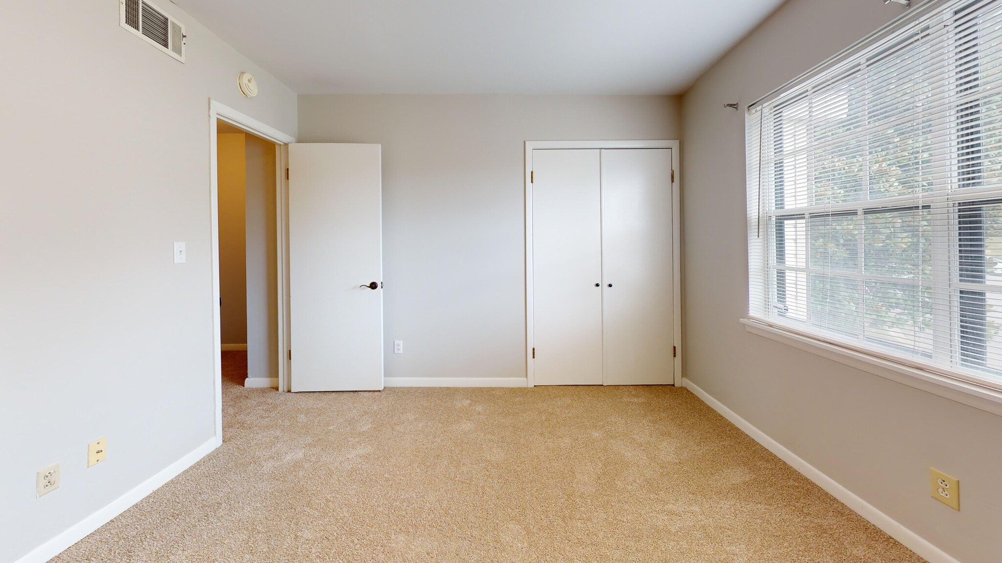2nd bedroom - 2645 Southbury Cir
