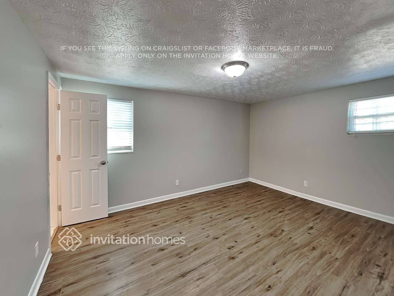 Building Photo - 347 Capella Rd