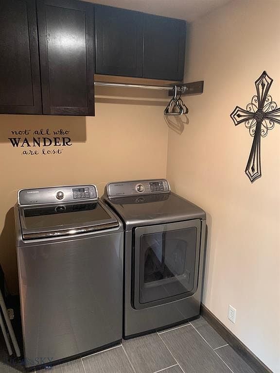 Building Photo - 147 Dogwood Dr