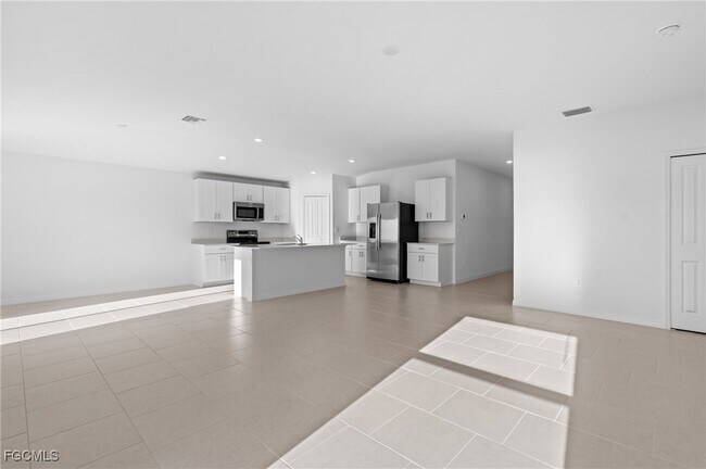 Building Photo - 12212 Sydney Ct