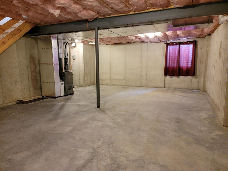 Building Photo - 5231 Summerfield Dr