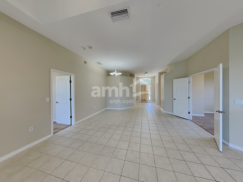 Building Photo - 8215 47th St Cir E