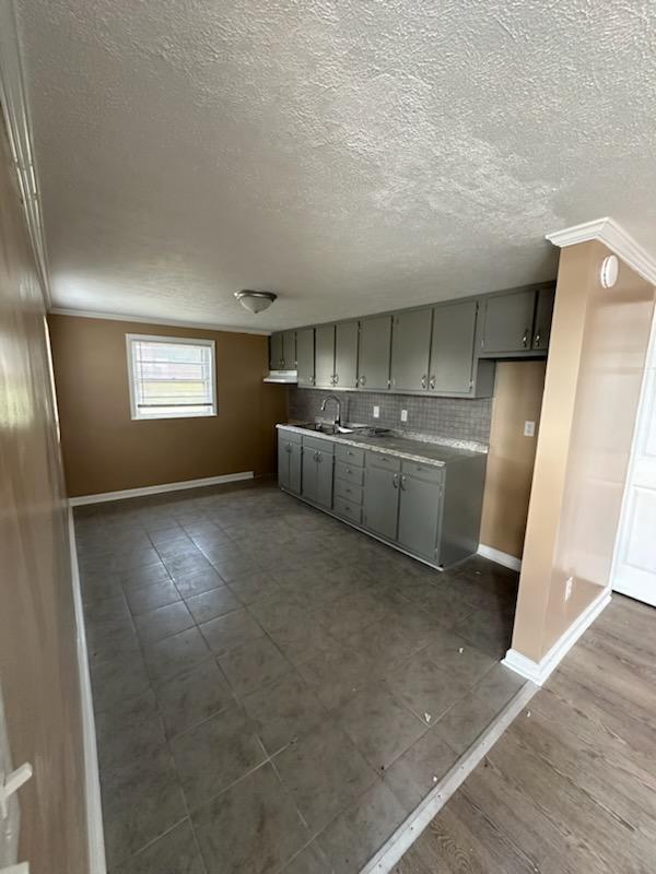 Kitchen view, in - 425 N Floyd St