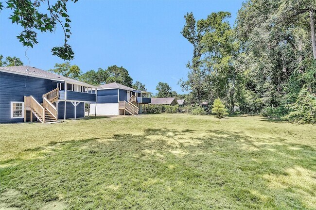 Building Photo - 16016 Green Manor Dr