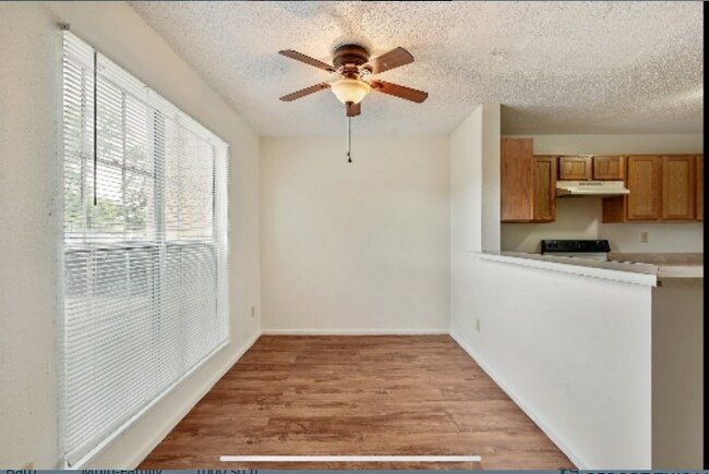 Building Photo - 105 E Wells St