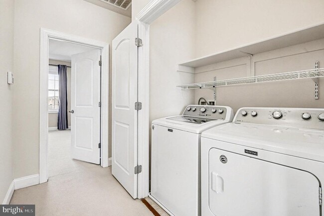 Building Photo - 2228 Merseyside Dr