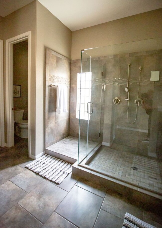 Building Photo - FURNISHED 3 BEDROOM IN CHANDLER!!