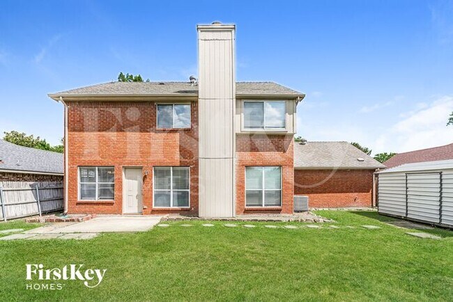Building Photo - 7801 Park Ln