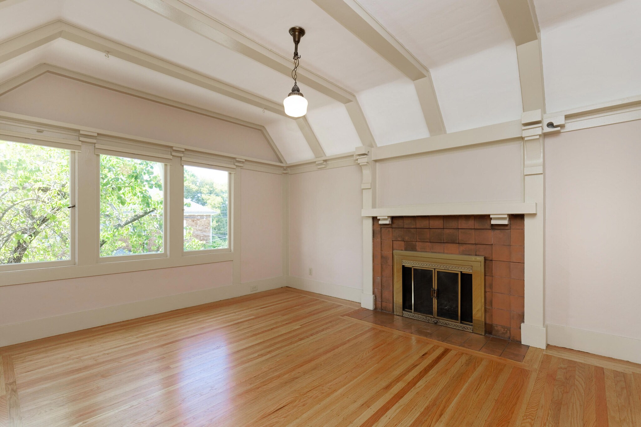 Building Photo - 4102 Terrace St