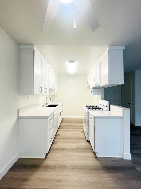 Building Photo - 112 S St Andrews Pl