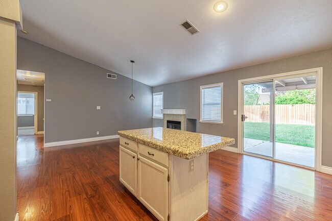 Building Photo - 44322 Brandon Thomas Way