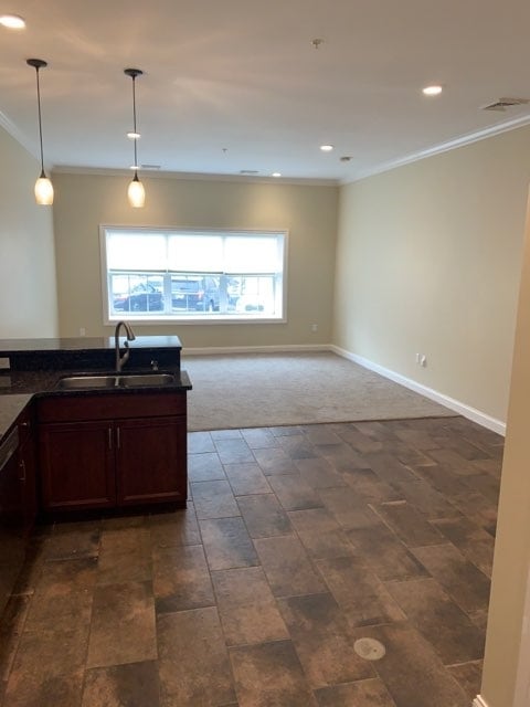 Building Photo - 400 Spencer St