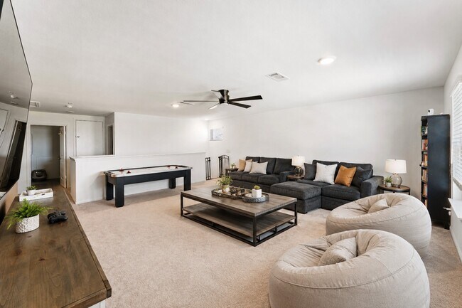 Building Photo - 21103 Sherrell Bay Dr