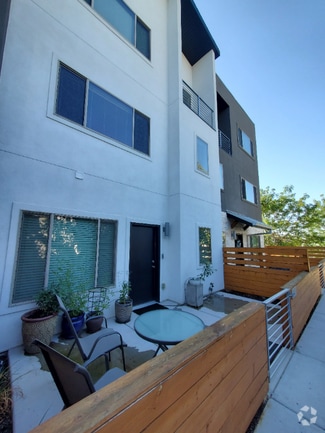 Building Photo - 2183 525 W