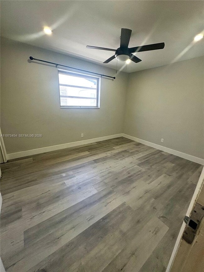 Building Photo - 2632 Madison St