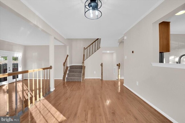 Building Photo - 908 Smartts Ln NE