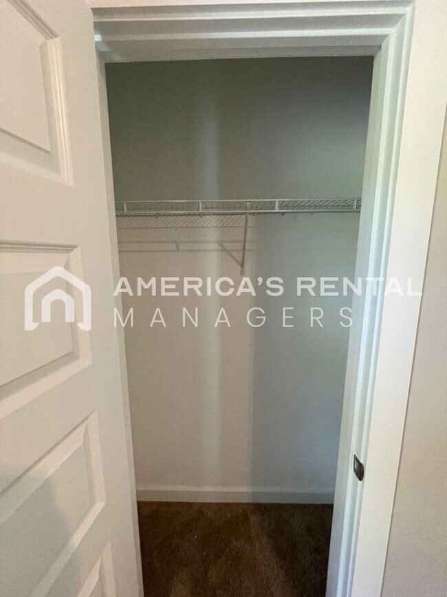 Building Photo - Home for Rent in Jasper, AL!!!  View with 48 Hours Notice!