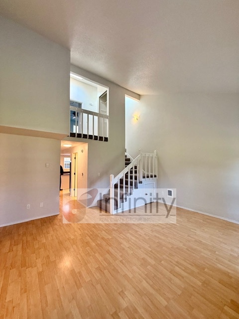 Building Photo - 8338 SW Mohawk St