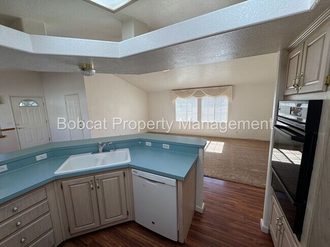 Building Photo - 1129 Gambrel Dr