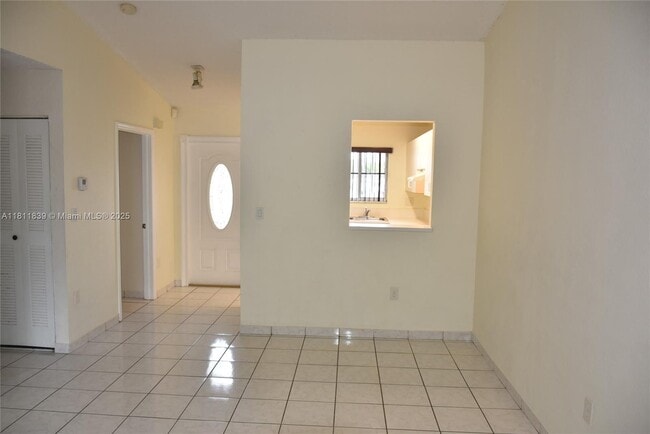 Building Photo - 200 NW 114th Ave