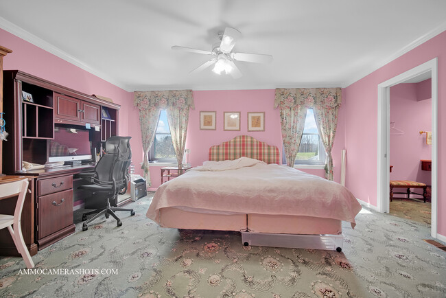 Building Photo - 2344 Appleby Dr