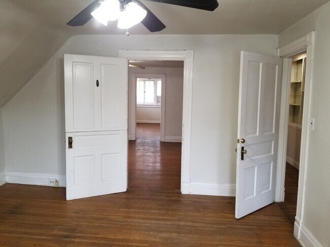 Building Photo - 1238 Garvin Pl