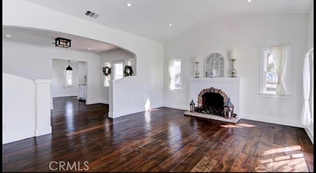 Building Photo - 501 Avenue B Ave