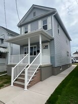 Building Photo - 332 Phillips St
