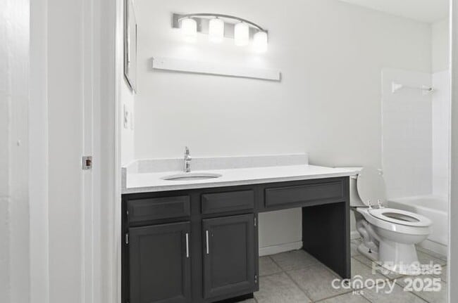 Building Photo - 6113 Windsor Gate Ln