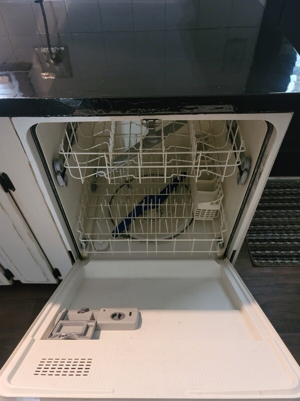 Building Photo - 1633 N Rogers St