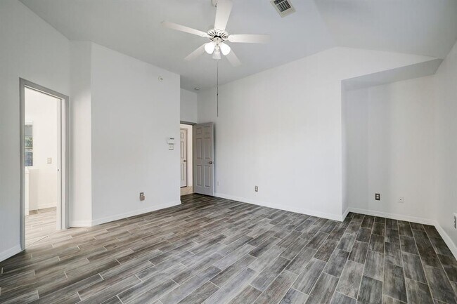 Building Photo - 17407 Winfield Square