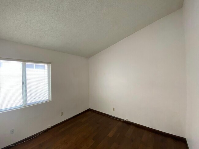 Building Photo - 8177 Burnt Sienna St