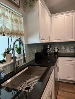 Building Photo - 23 NW 8th Pl