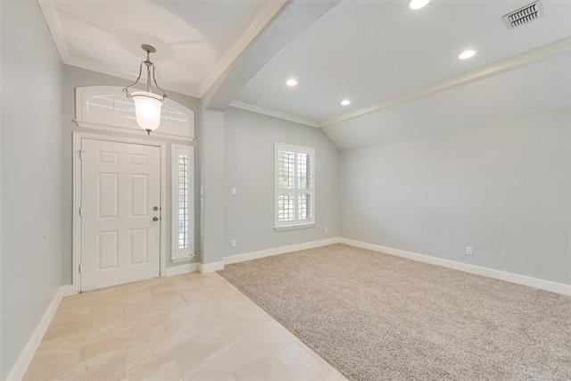 Building Photo - 5218 Hopewell Dr