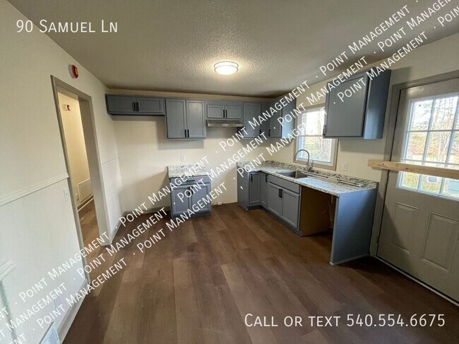 Building Photo - 90 Samuel Ln