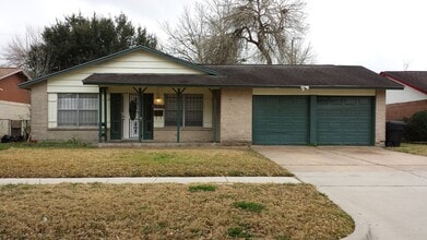 Building Photo - 3931 Rosebud Dr