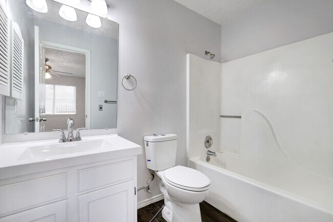 Building Photo - 5234-5236 Meadow Rise Street