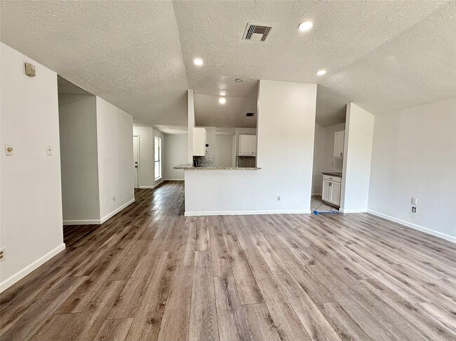 Building Photo - 6410 Rancho Blanco Ct