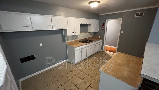 Building Photo - 4784 Blanding Cove