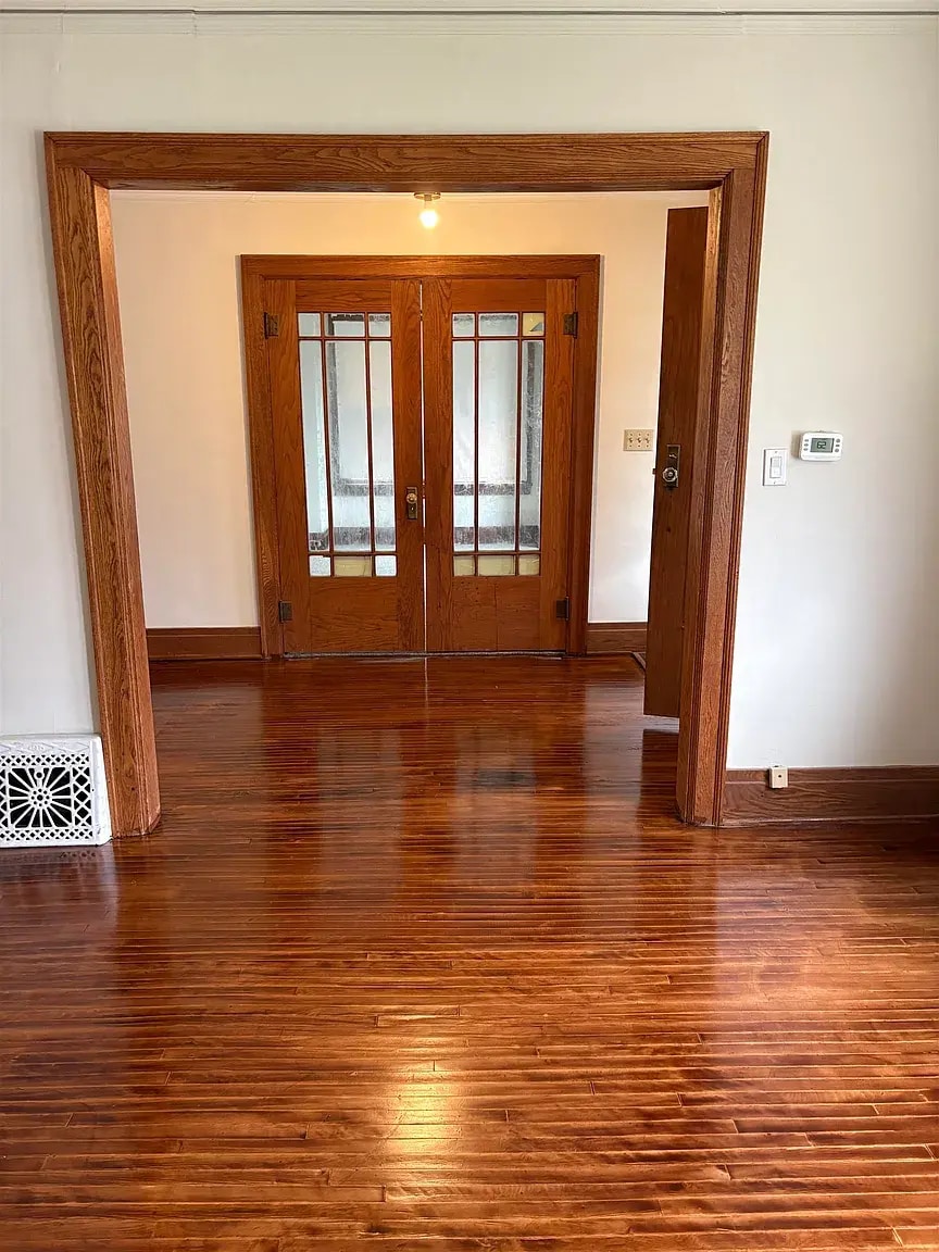 to Entry area from dinning room - 99 E Orvis St