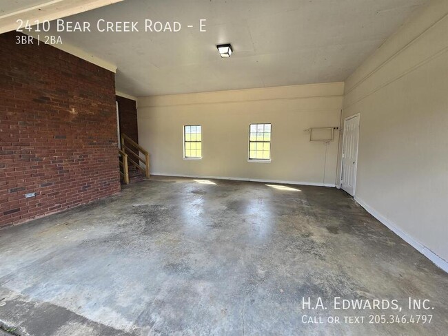 Building Photo - 2410 Bear Creek Rd
