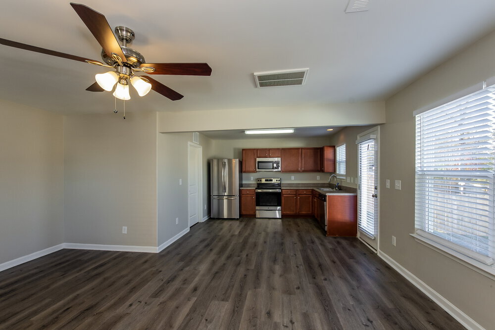 Building Photo - 913 Cassidy Dr