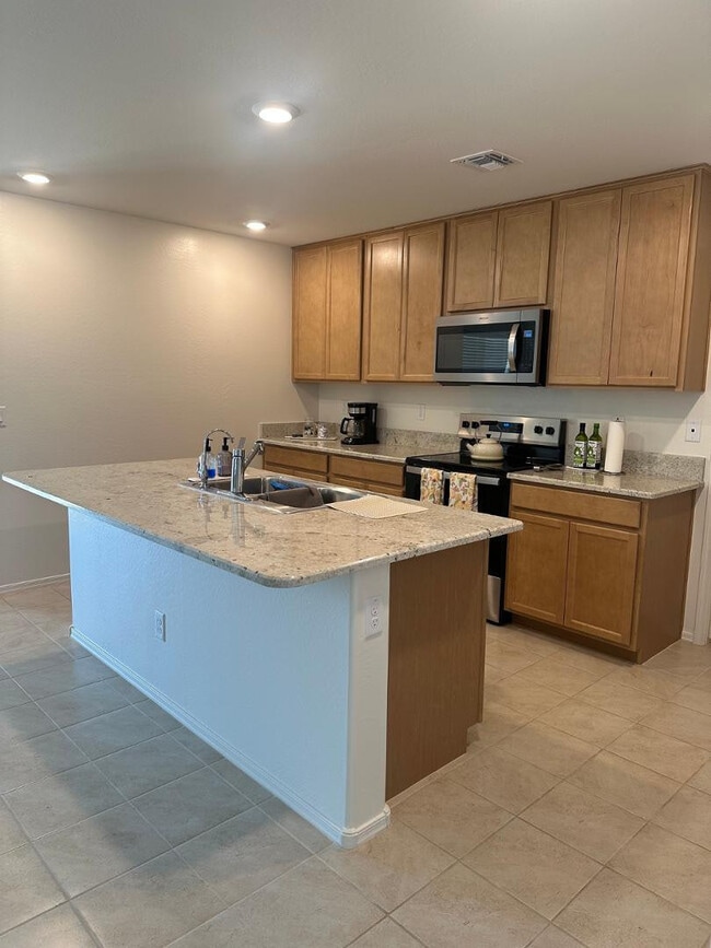 Building Photo - 18255 W Pima St