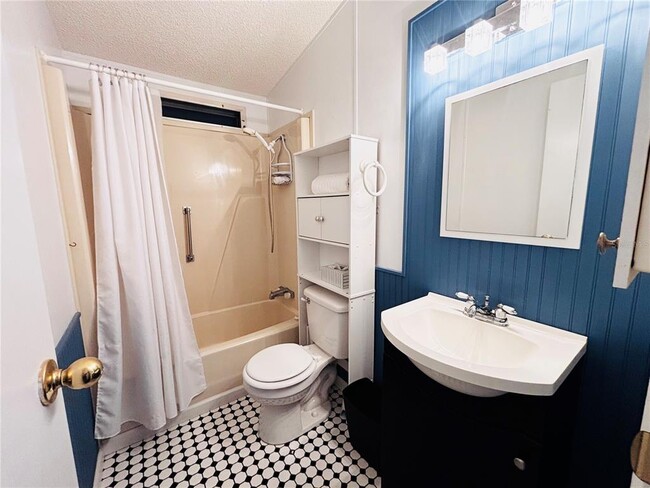Building Photo - 7071 Spanish Moss Ln