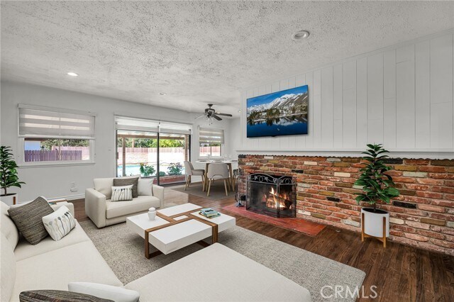 Building Photo - 6139 Tampa Ave