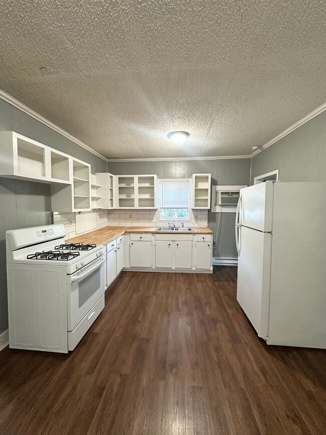 Building Photo - Adorable 2 Bed/ 1 Bath Home in Republic, MO!