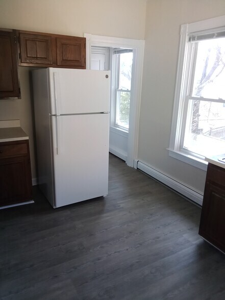 Kitchen refrigerator - 23 Ogden St