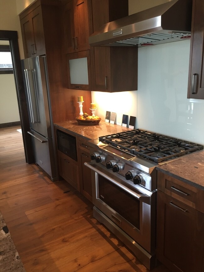 Building Photo - Beautiful Home Available in Tetherow!!!