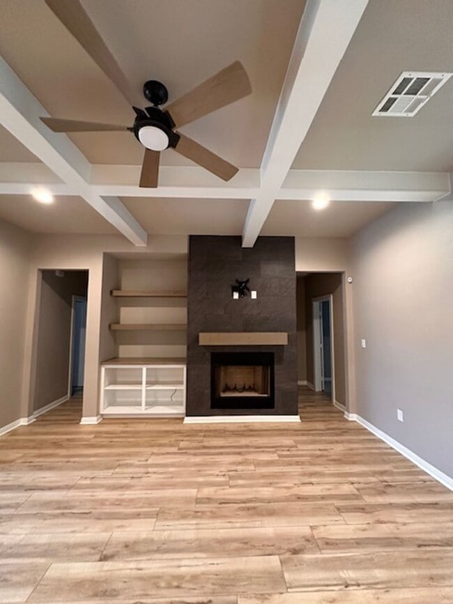 Building Photo - Beautiful home in Lorena ISD