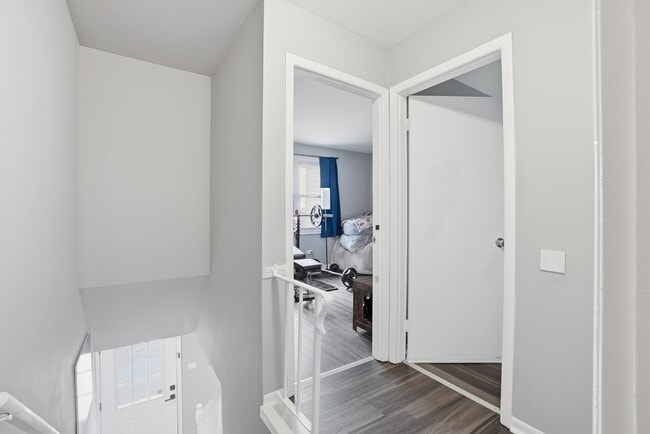 Building Photo - 12738 Kenneth Ave